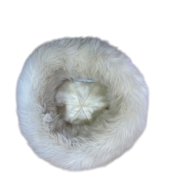 70s Vintage Betmar New York White Faux Fur Cossack Hat – Size Large - Picture 6 of 7